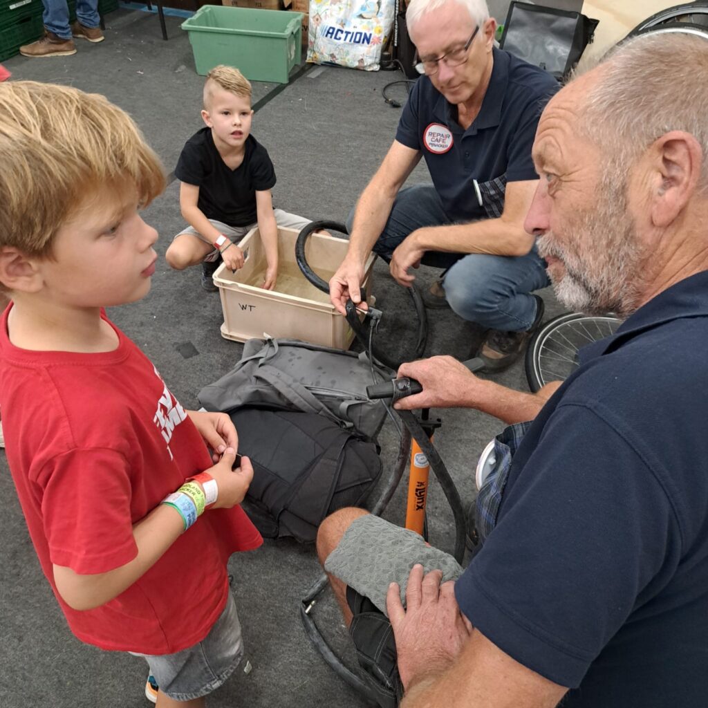 D3c1fc2c-e948-4db9-b030-97ad43c72968