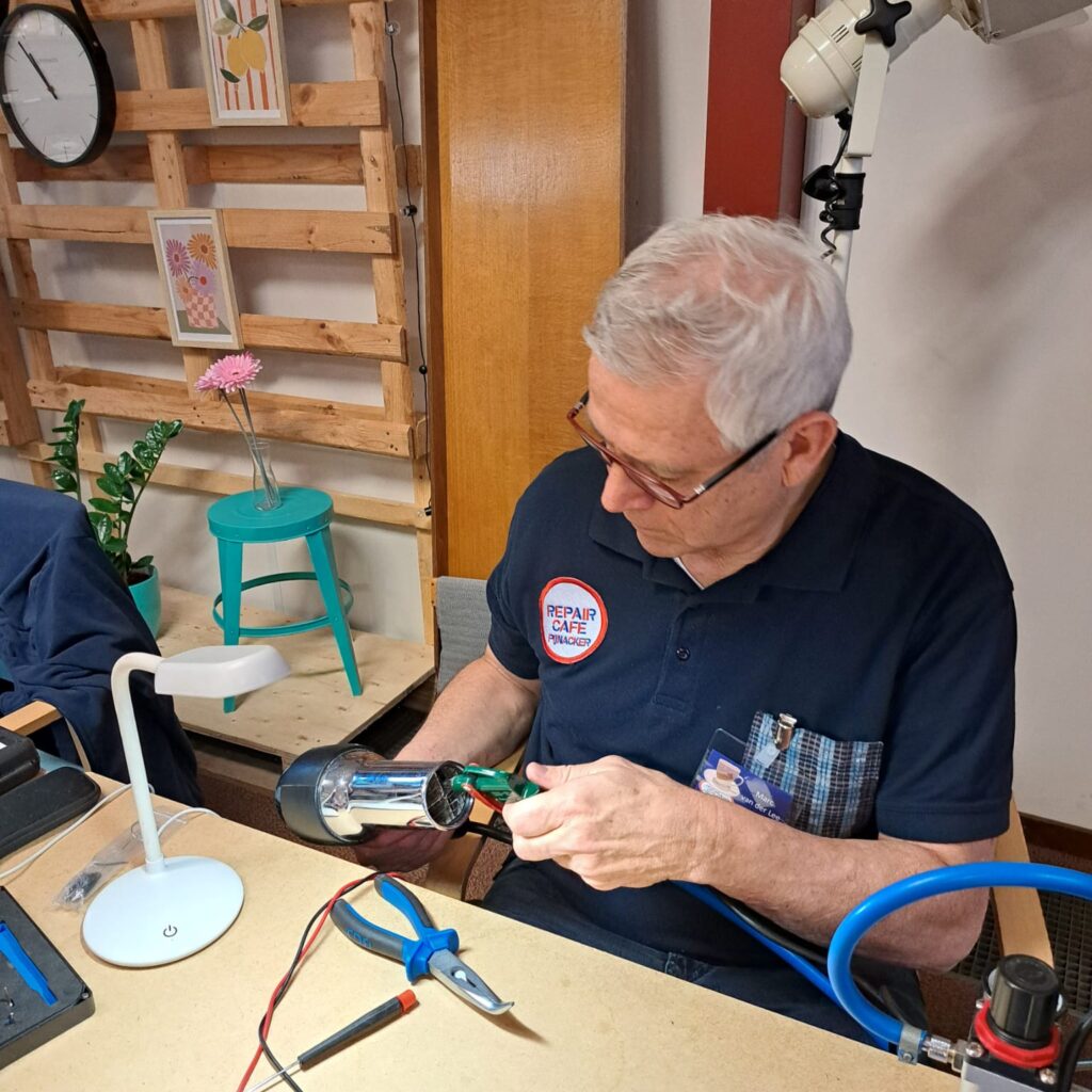 Fc35ece7-49e5-4cb7-90da-f072aa1e88b7